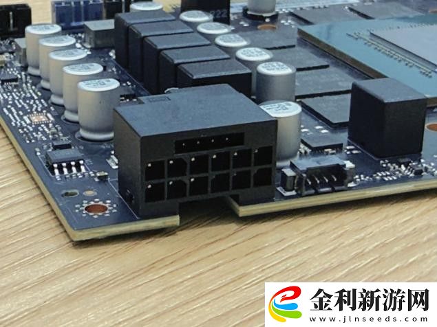 DLSS-4攜手影馳-GeForce-RTX-5080-魔刃-解封性能超越上代卡皇！