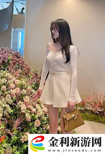 后**繡感5：年輕人都在追捧的情感紐帶，網(wǎng)友直呼：意外的溫暖與感動！