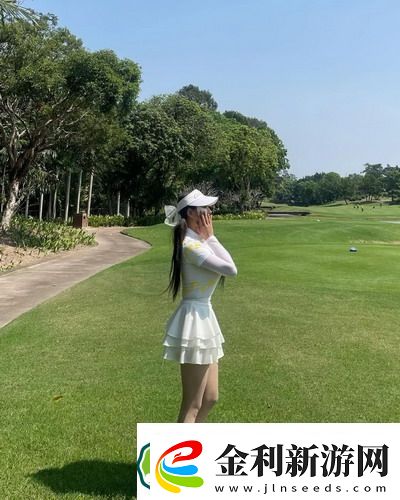 82歲老人找20多歲小伙子