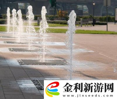 如何將自己變?yōu)椤皣娙獖A枕頭”詳解噴泉夾枕頭技巧