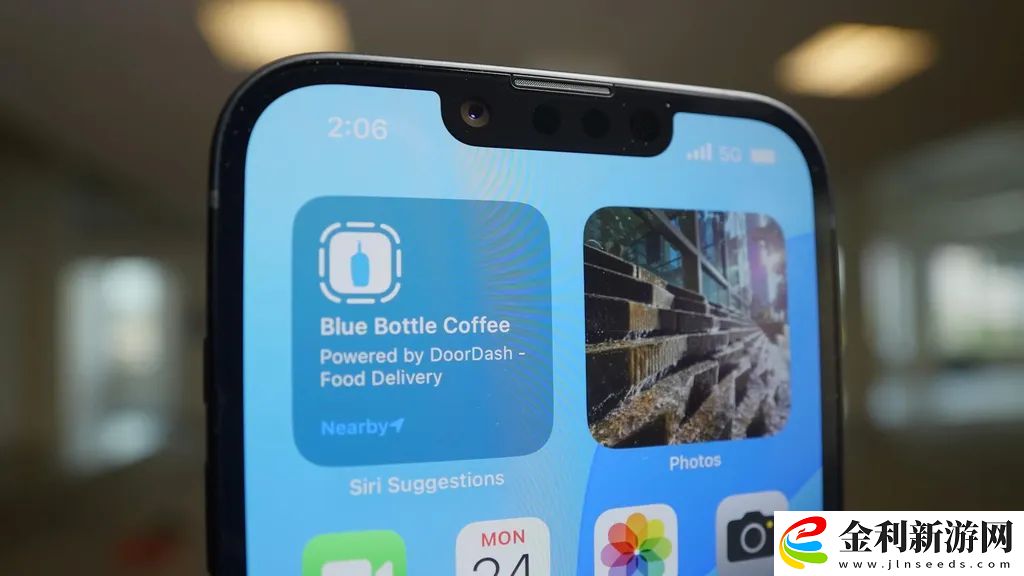 蘋(píng)果 iPhone 16e 媒體評(píng)論解禁